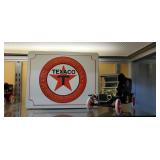 1913 Ford Model T Texaco delivery truck