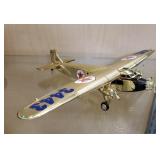 Texaco gold airplane