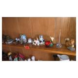 Miscellaneous figurines: Music box (dolls are not