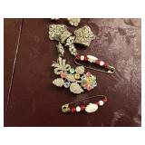 Brooches-pins