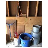 garbage can, muck tub, bucket, the claw,