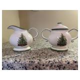 Traditions Holiday Celebrations cream & sugar