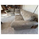 Broyhill 3 piece sectional couchright measures