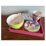Plastic summer dishes, pink serving tray