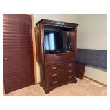 Thomasville Old Colony cherry armoire,