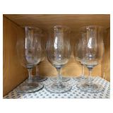 Plastic wine glasses (6)