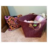 New York tote, yarn, polyfil