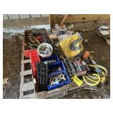 Pallet with bulk bins, jumper, cables, hydraulic