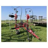 Massey Ferguson TD524. - TR Hydro Hay Tedder