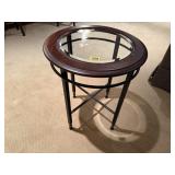 Round glass inlay table