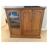 Entertainment center