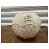 Belleek Irish lily bowl