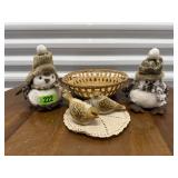 Basket, doilie, snowbirds