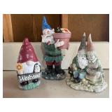 Solar garden gnomes, statues (3)