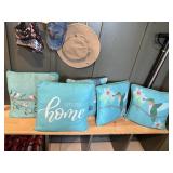 Patio throw pillows (5)