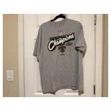 Super Bowl Champions t-shirtsize large