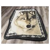 Wolf throw blanket