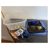 Sunglasses (2), clip light