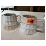 Godiva hot cocoa mugs (2)