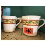 Corelle mugs (4)