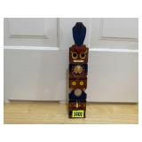 Totem pole clock