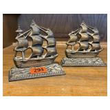 Ship bookend set