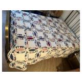 Quilt Double wedding ring, hand quilted