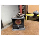 Metal coffee grinder