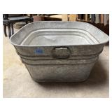 Galvanized wash tub