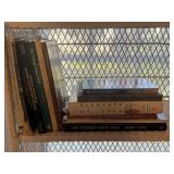 House, furniture, decorating books