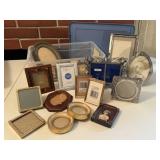 Tote of picture frames