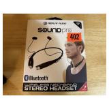 Wireless stereo headset