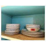 Wedgwood Midwinter Stonehenge plates, bowls
