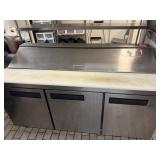 Working refrigerated prep table/cooler