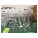 Misc lot of glassware