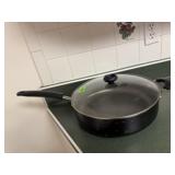 Farberware covered skillet