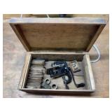 Primitive box, cast iron clean cut, Victor needles