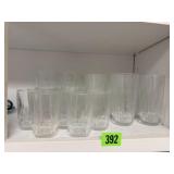 Mixed lot of clear drinking glasses