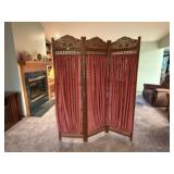 Folding room divider