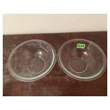 Pyrex clear glass mixing bowls (2)