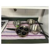 Mixed lot of sauce pans, cookware