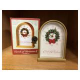 Carols of Christmas clock