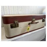 Aero Pak vintage suitcase