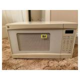 GE microwave oven