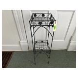 Ivy wire plant stand