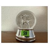 Reindeer musical snow globe