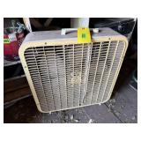 Lakewood box fan