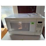 GE microwave oven
