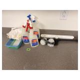 Miscellaneous cleaning supplies