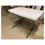 30' portable table